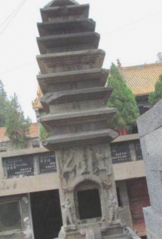 双龙寺摩崖造像及双石塔