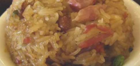 腊肉焖红米冬砖饭