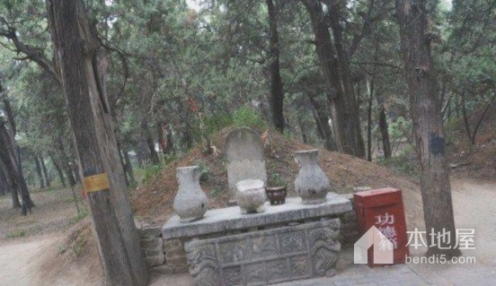 苏东坡衣冠墓