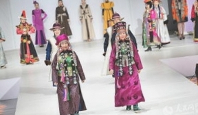 乌兰察布蒙古族民族服饰