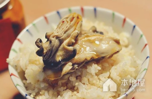 牡蛎蒸米饭