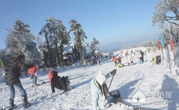 望云峰滑雪场