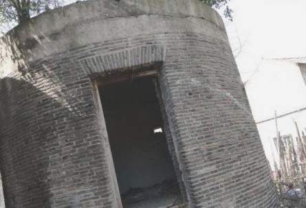 九龙岗老火车站碉堡