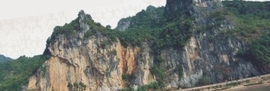 龙峡山岩画