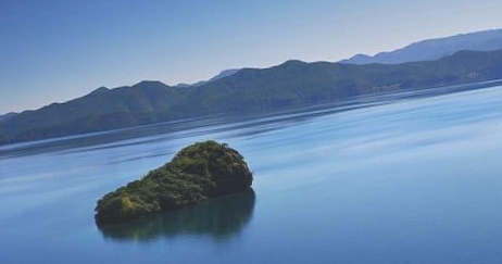 泸沽湖鸟岛