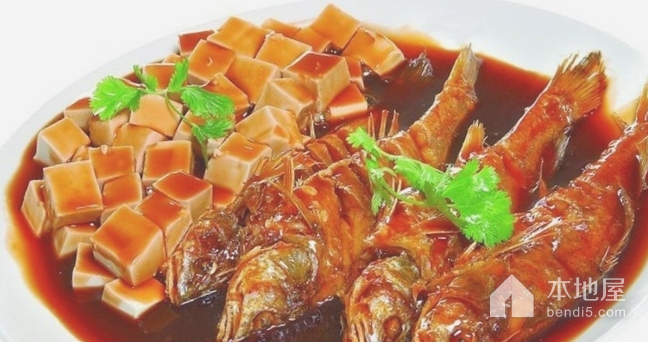 黄鱼炖豆腐